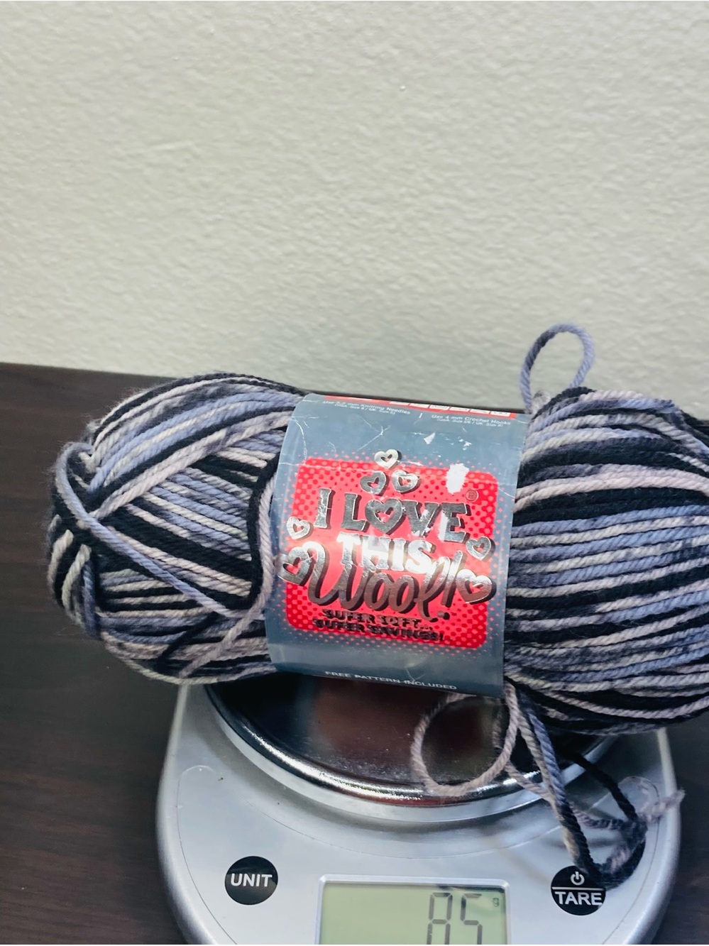 New I Love This Wool 3 oz 93% Wool 7% Polyamide Variegated Gray & Navy